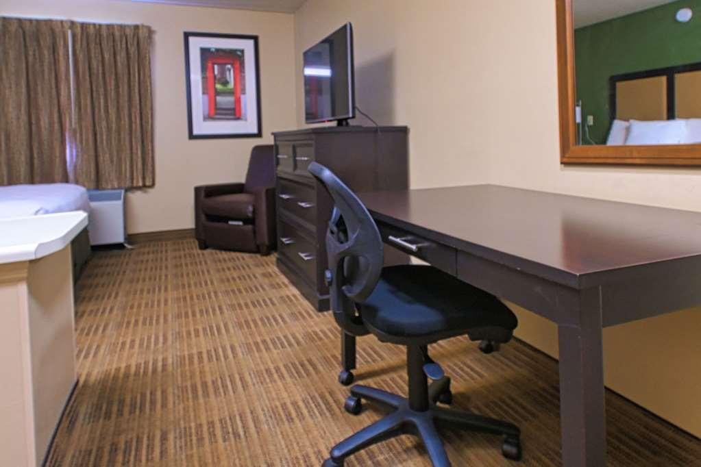 Suburban Studios Louisville East Szoba fotó