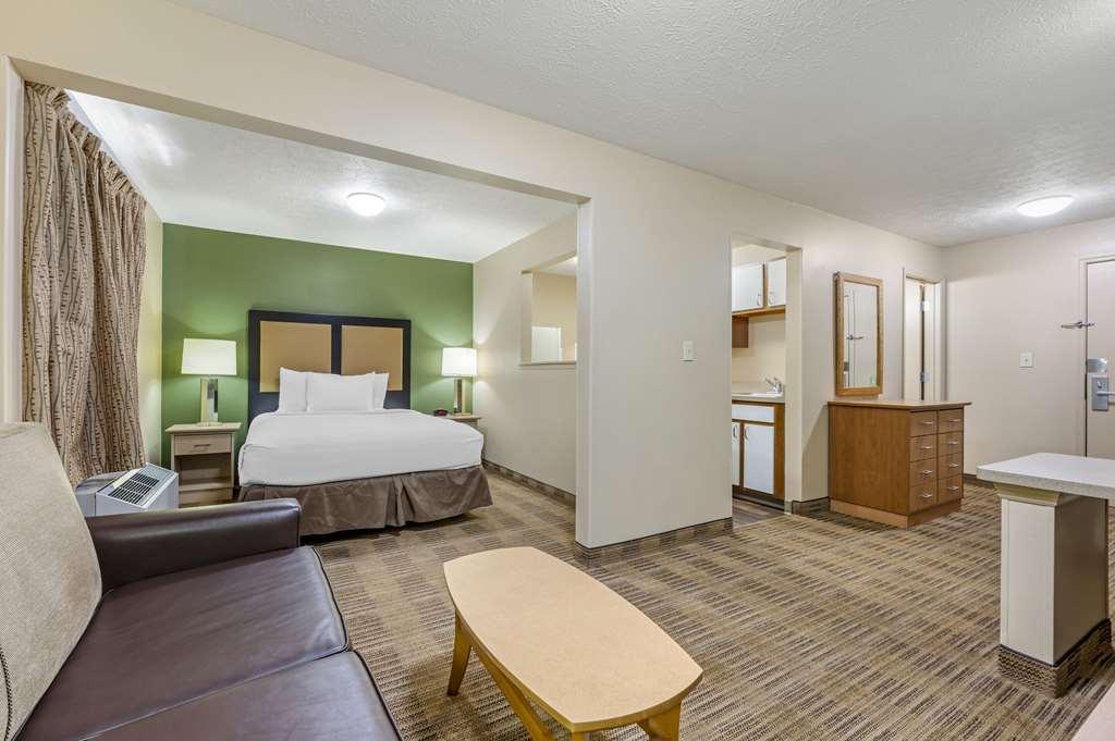 Suburban Studios Louisville East Szoba fotó
